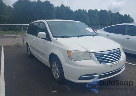 2012 Chrysler Town & Country Touring z USA, uszkodzony, nr VIN 2C4RC1BGXCR337591